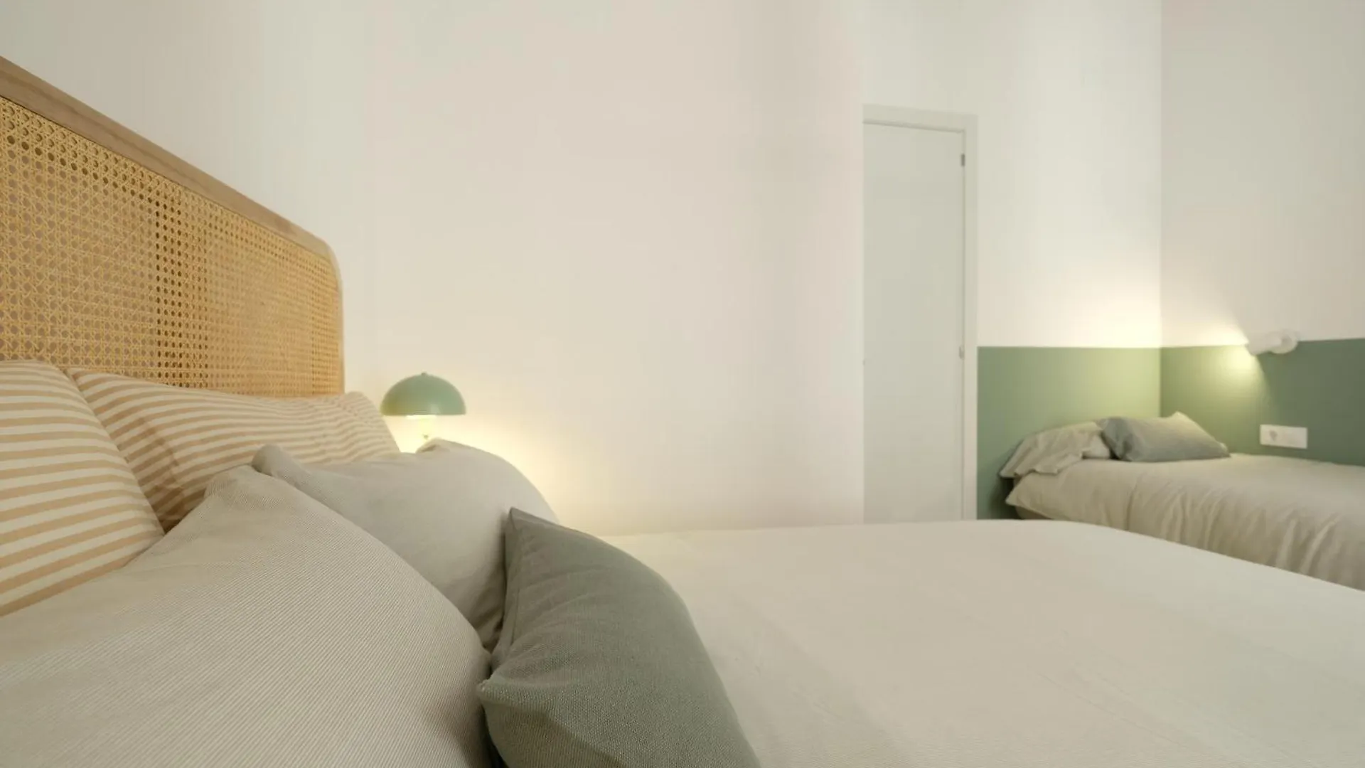 Nuevo, En Pleno Centro Historico Apartment Tarragona Spain